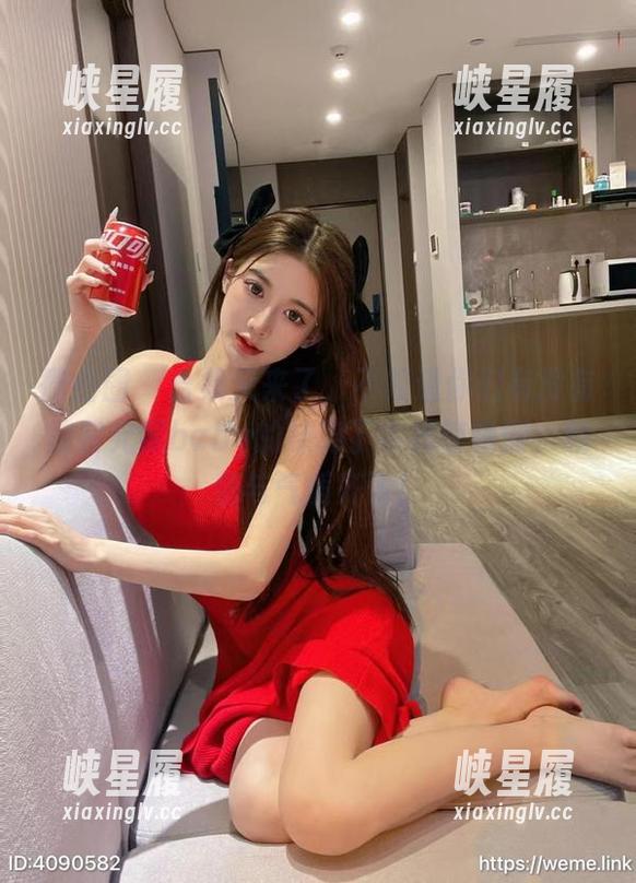 微密圈 - 合集又来了，不知道你们有没有被黎允熙baby的抹胸丁字裤惊艳到，颜值与气质齐飞！